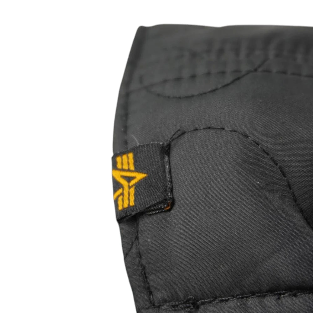 Cappello nero Alpha Industries - Modello OLS Quilted trapuntato - etichetta