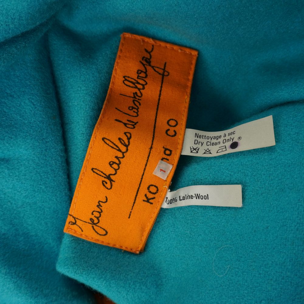 Etichetta arancione ricamata Jean Charles de Castelbaj