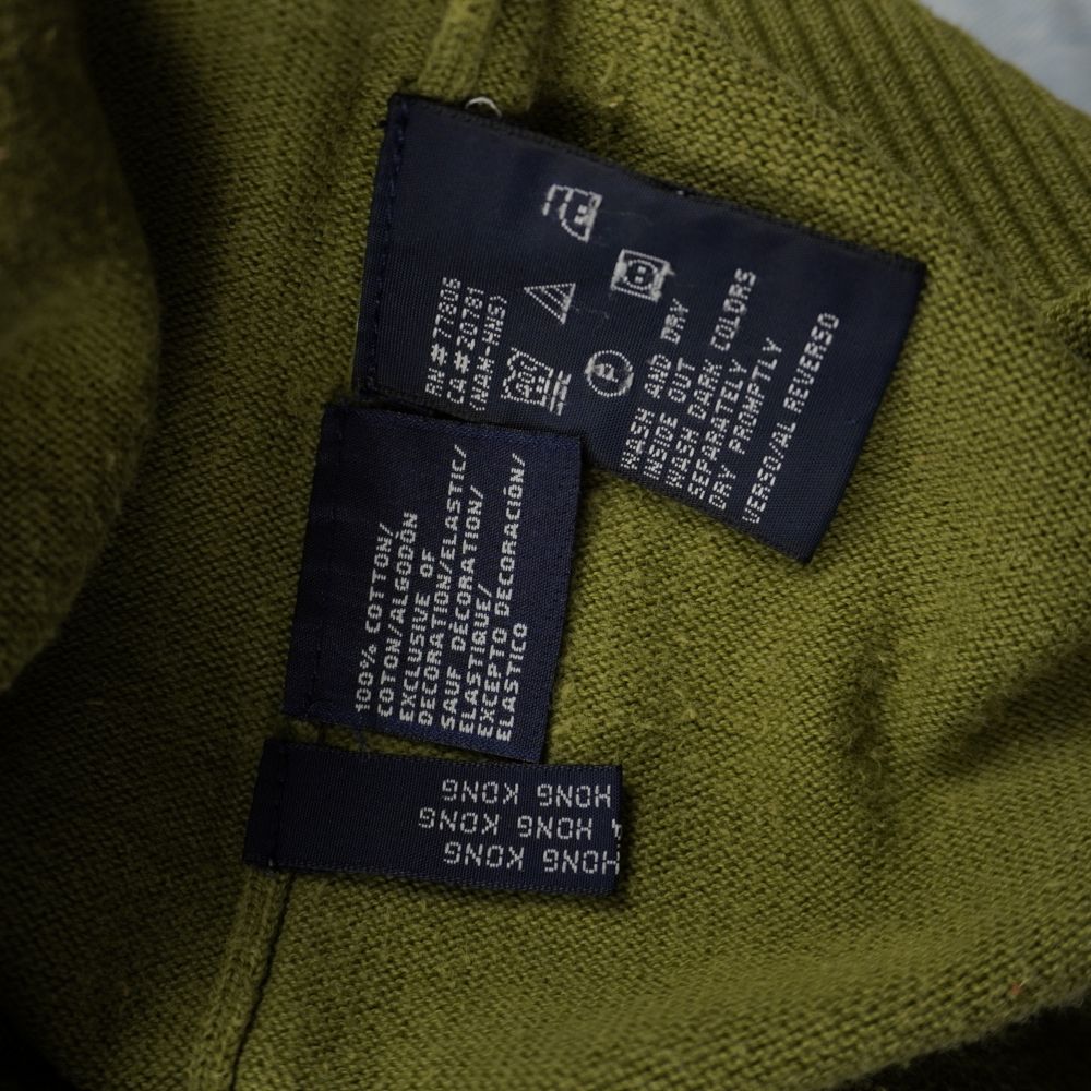 Maglione uomo Tommy Hilfiger - Scollo a V in cotone verde oliva - Vista frontale intera