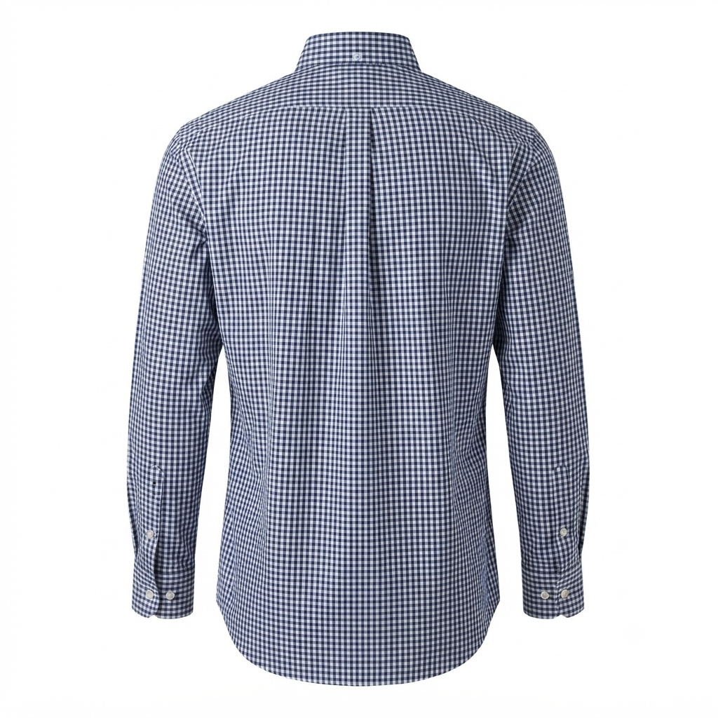 Vista posteriore della camicia a quadretti bianchi e blu Polo Ralph Lauren con piega a cannone centrale.