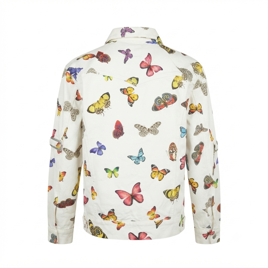  Vista posteriore della giacca denim Palm Angels bianca con farfalle multicolore.
