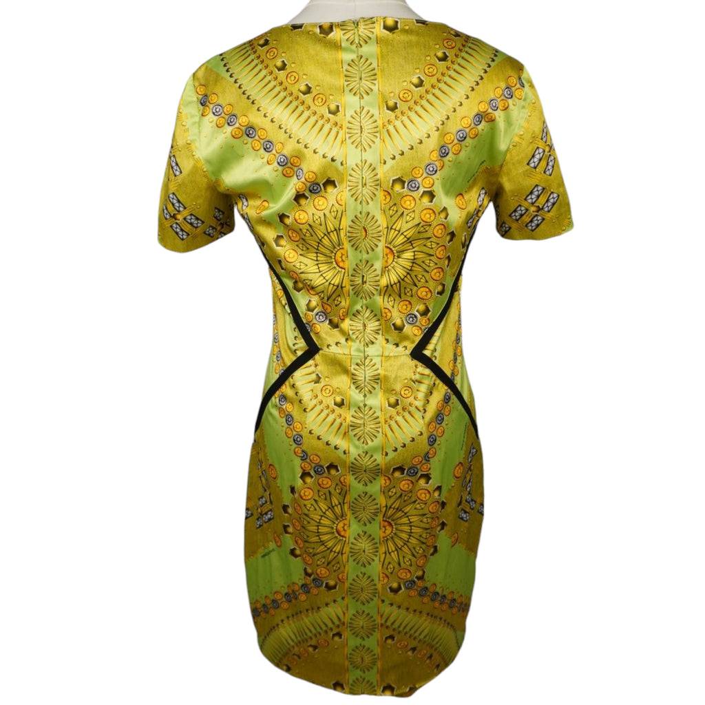 abito-tubino-stampa-barocca-giallo-versace-jeans