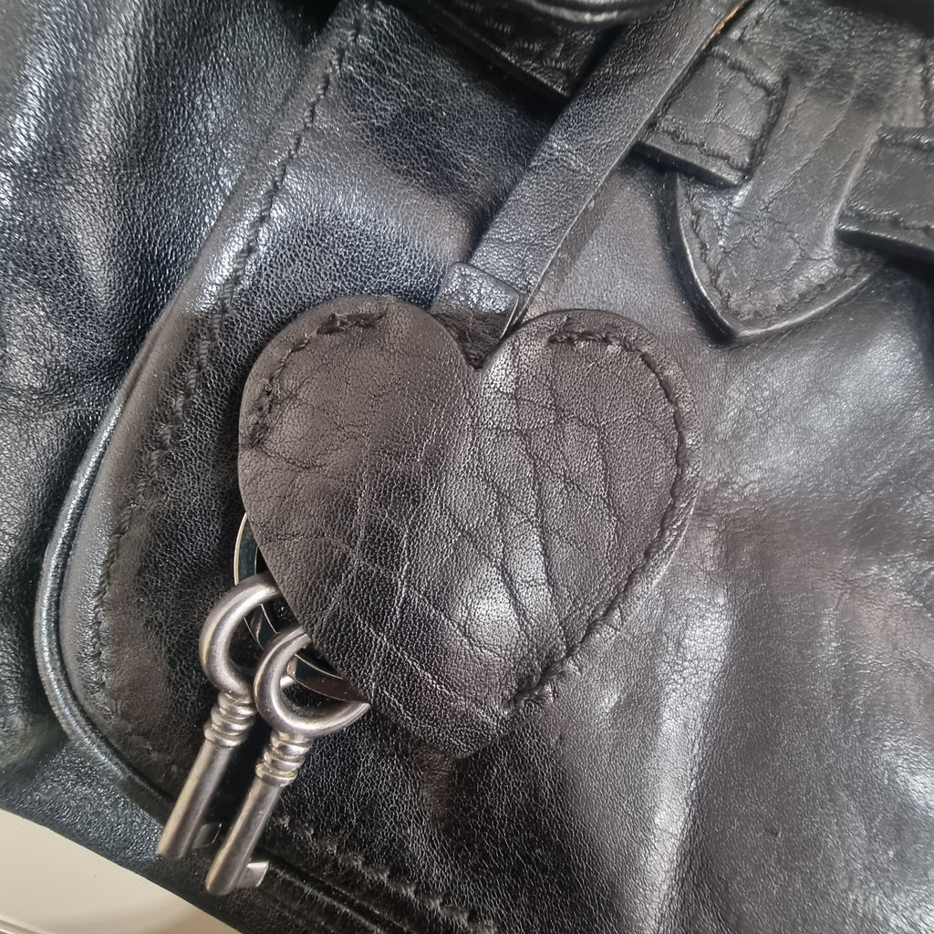 borsa-bauletto-pelle-nera-moschino