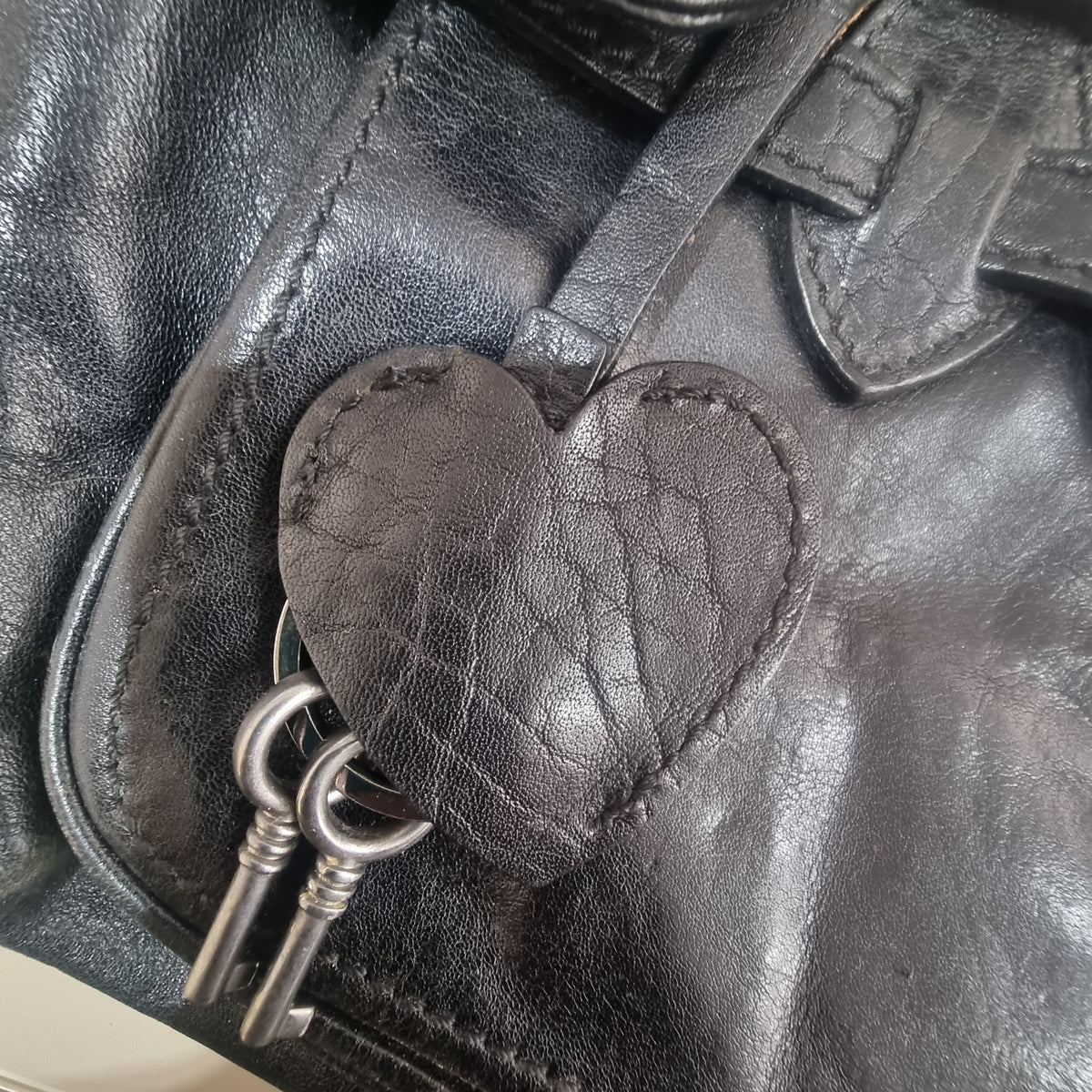 borsa-bauletto-pelle-nera-moschino