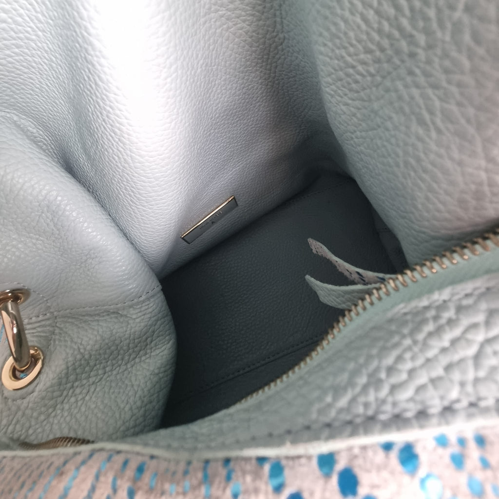 borsa-hobo-pelle-suede-azzurro-patrizia-pepe