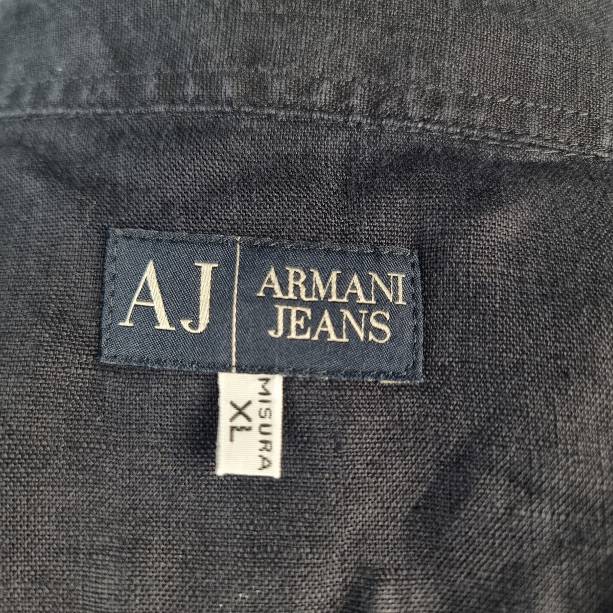 camicia-lino-nero-armani-jeans-vintage