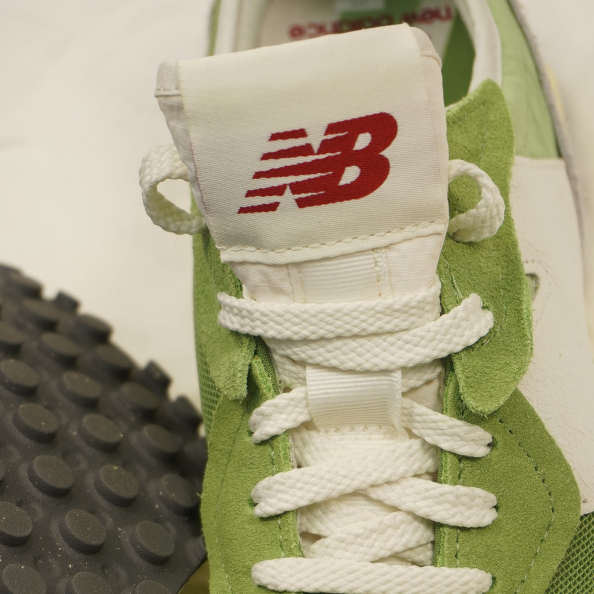 new-balance-327-sneakers-verdi-suede
