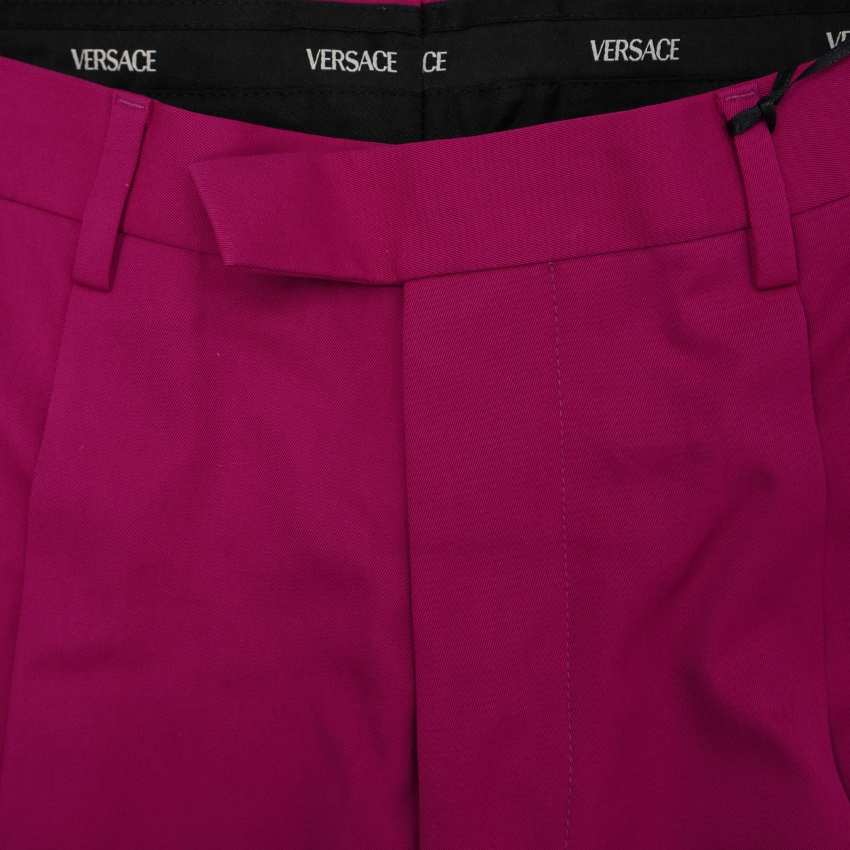 pantaloni-sartoriali-versace-magenta