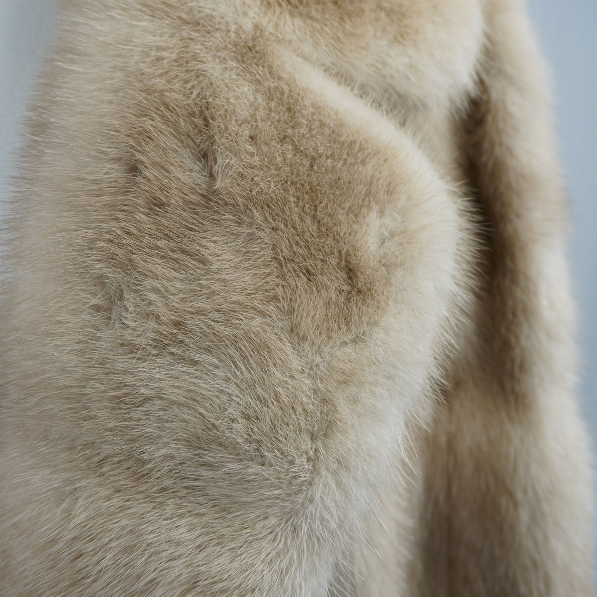 pelliccia-lunga-visone-miele-vintage