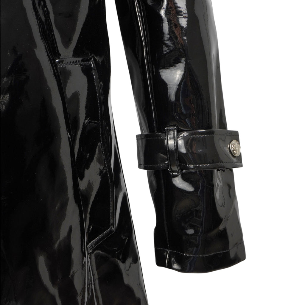 trench-vinile-nero-lucido